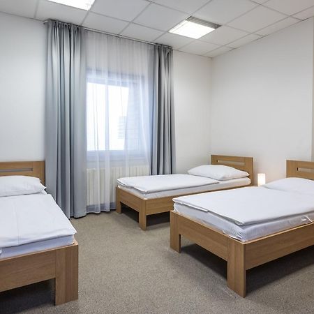 אוסטרבה Sareza Hotel מראה חיצוני תמונה